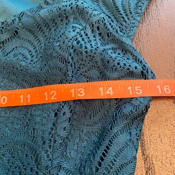 Liz Claiborne Career, Hunter Green Lace Dress, Size 6 - Picture 6 of 7